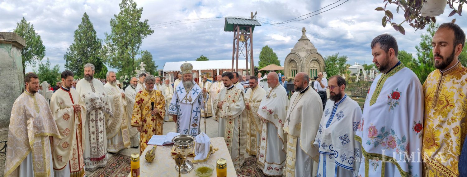 Biserică înnoită pentru pomenirea celor adormiți în Mizil 220015