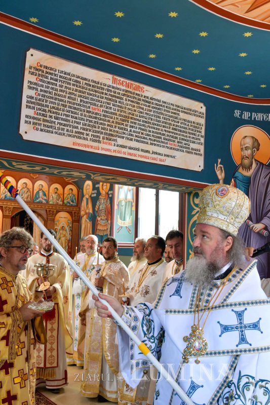 Biserică înnoită pentru pomenirea celor adormiți în Mizil 220039