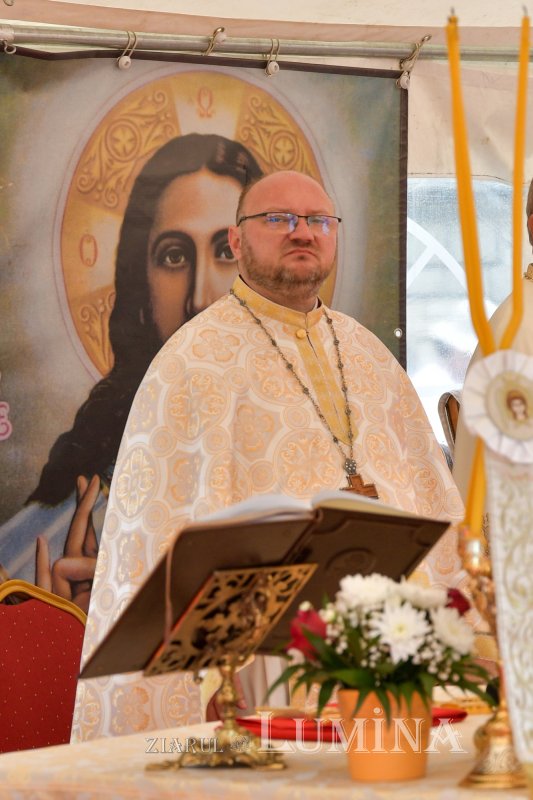 Biserică înnoită pentru pomenirea celor adormiți în Mizil 220045