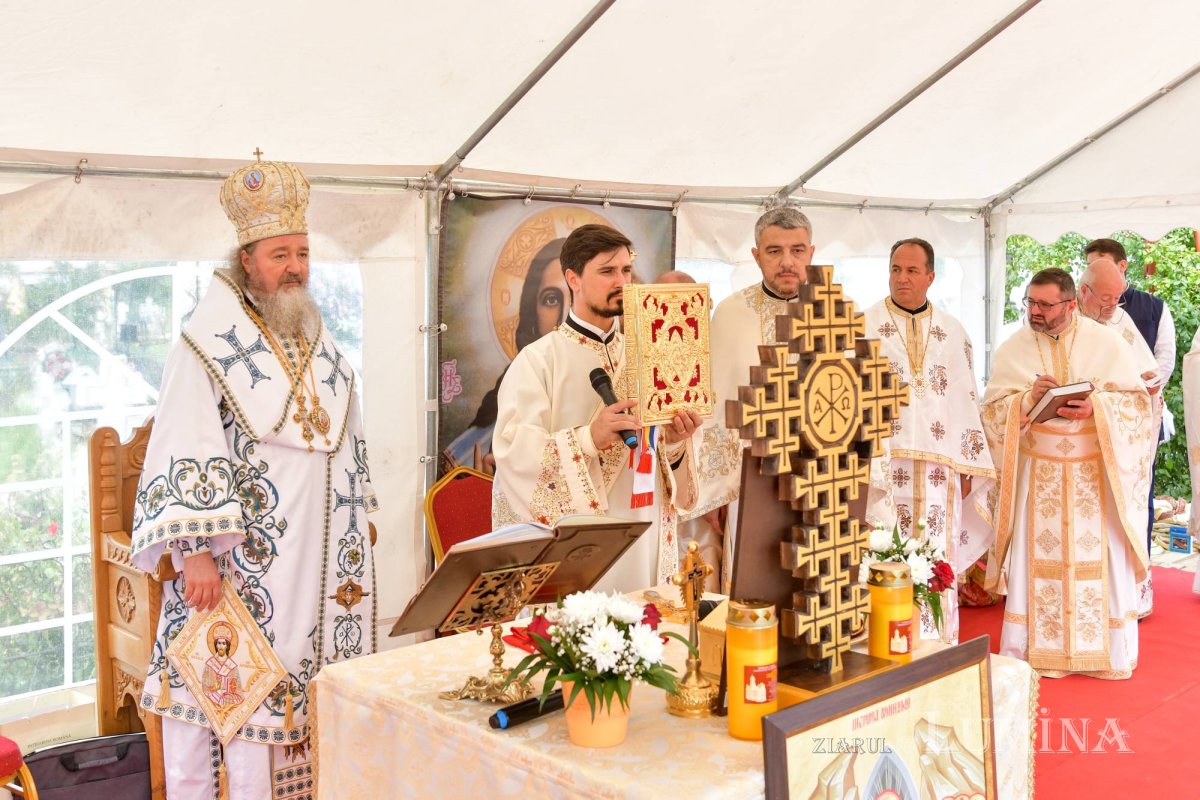 Biserică înnoită pentru pomenirea celor adormiți în Mizil 220048