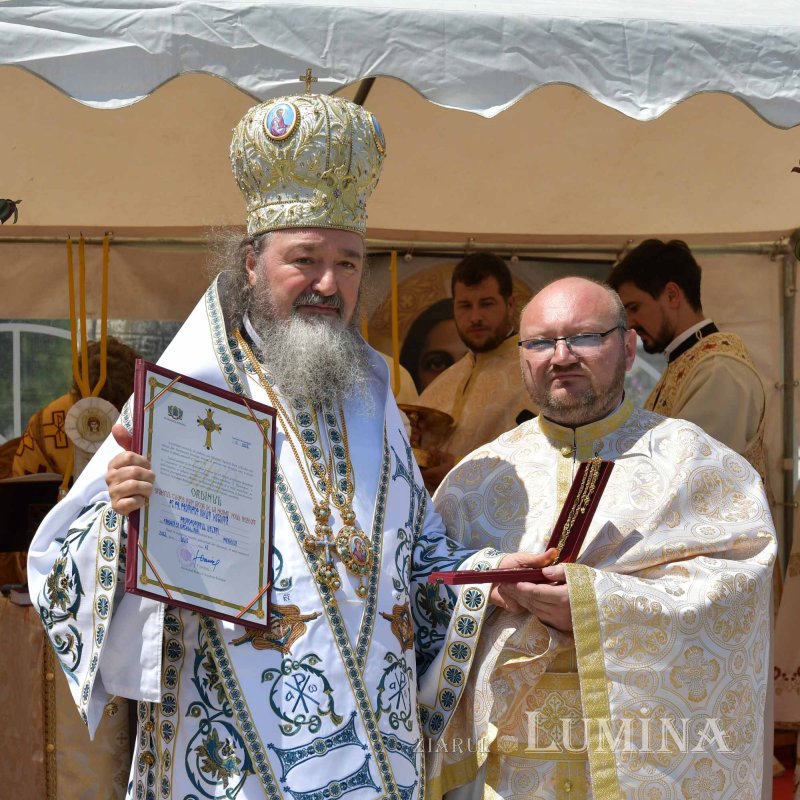 Biserică înnoită pentru pomenirea celor adormiți în Mizil 220055