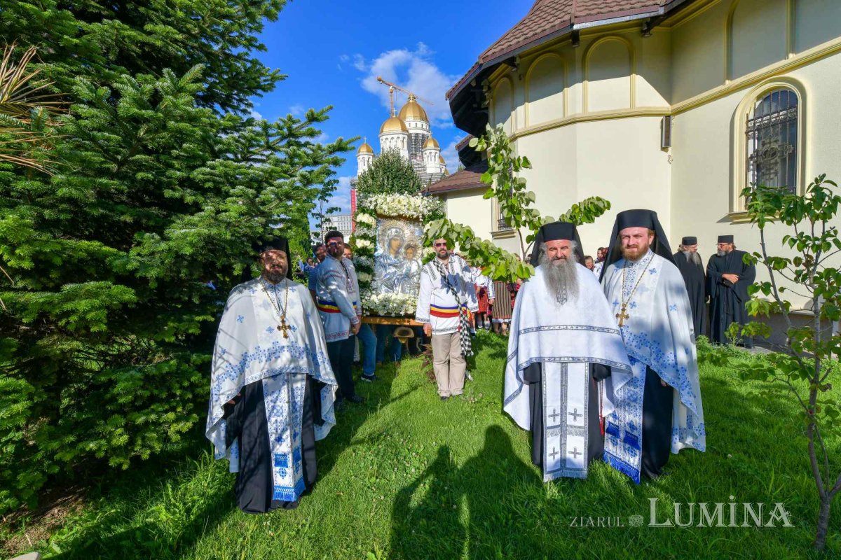 Icoana „Prodromița” cinstită la Paraclisul Catedralei Naţionale 220191