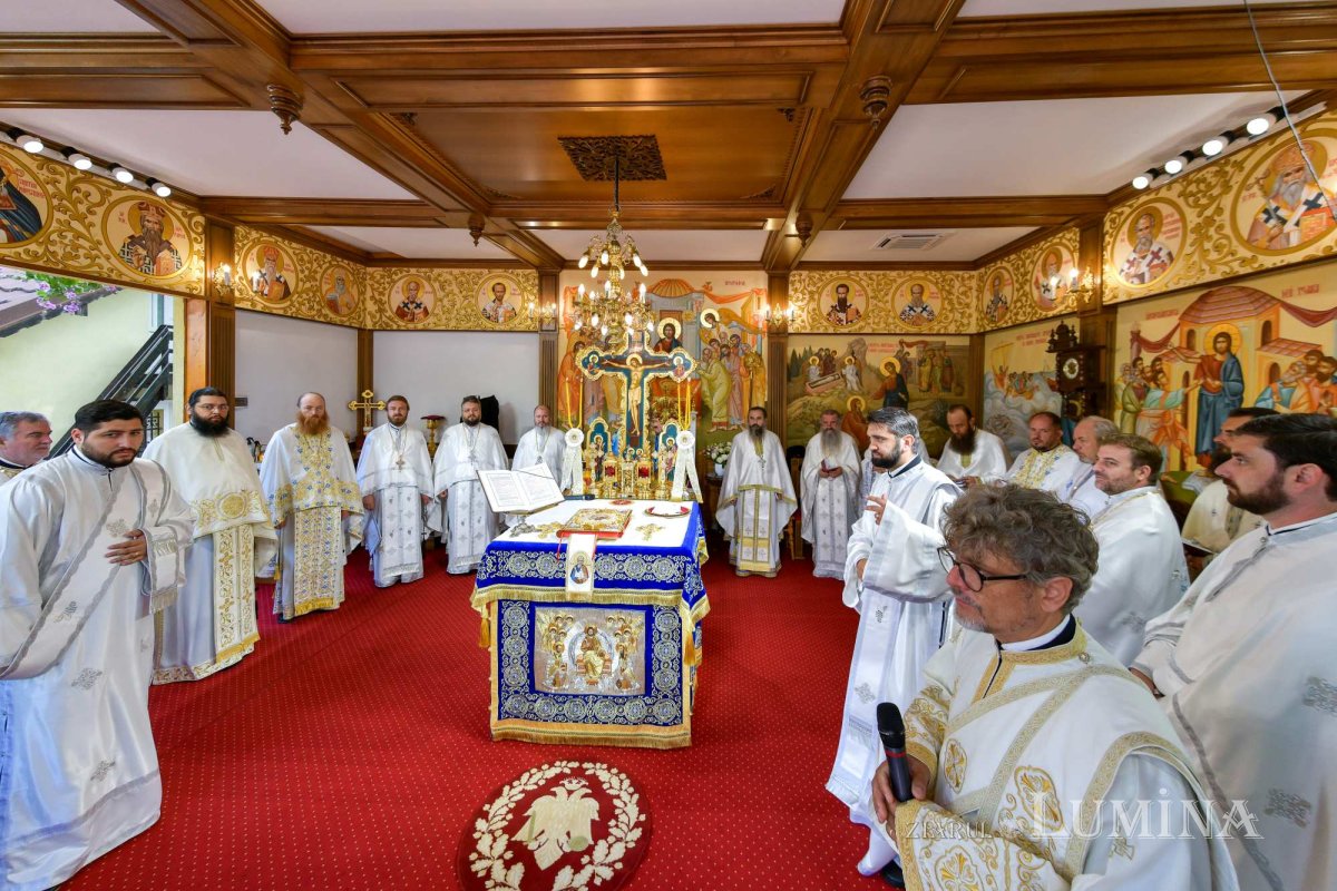 Icoana „Prodromița” cinstită la Paraclisul Catedralei Naţionale 220231