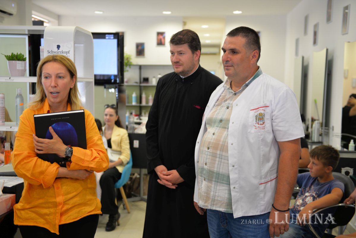 O zi în Capitală pentru beneficiarii campaniei „Ajutor pentru elevi” 220443