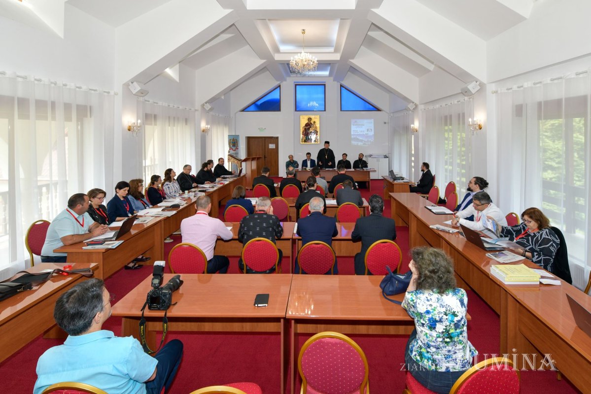 Discuţii despre trecutul, prezentul şi viitorul „Ziarului Lumina” 220518