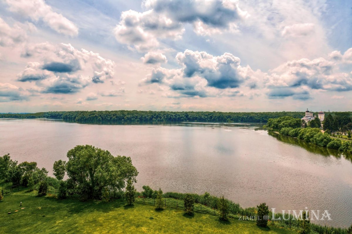 Fotografii artistice ale Publicațiilor Lumina 220499