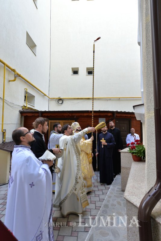 Veșmânt nou de har pentru biserica Parohiei „Sfântul Ioan”-Moși 220689