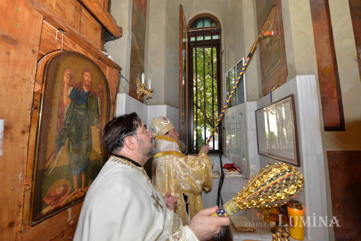 Veșmânt nou de har pentru biserica Parohiei „Sfântul Ioan”-Moși 220703