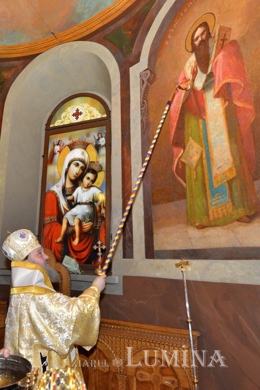 Veșmânt nou de har pentru biserica Parohiei „Sfântul Ioan”-Moși 220704