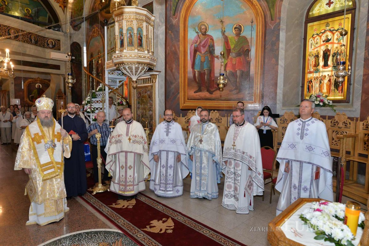 Veșmânt nou de har pentru biserica Parohiei „Sfântul Ioan”-Moși 220711