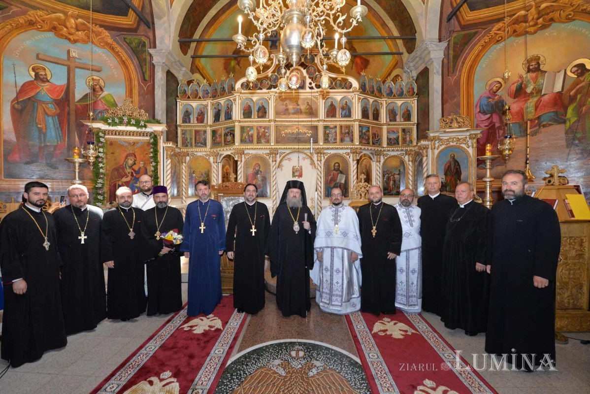 Veșmânt nou de har pentru biserica Parohiei „Sfântul Ioan”-Moși 220729