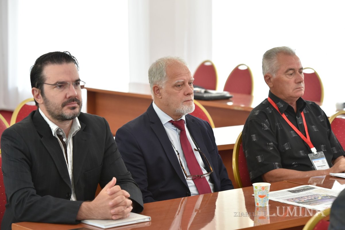 „Ziarul Lumina 5.000”: colocviu de presă la Mănăstirea Caraiman 220554