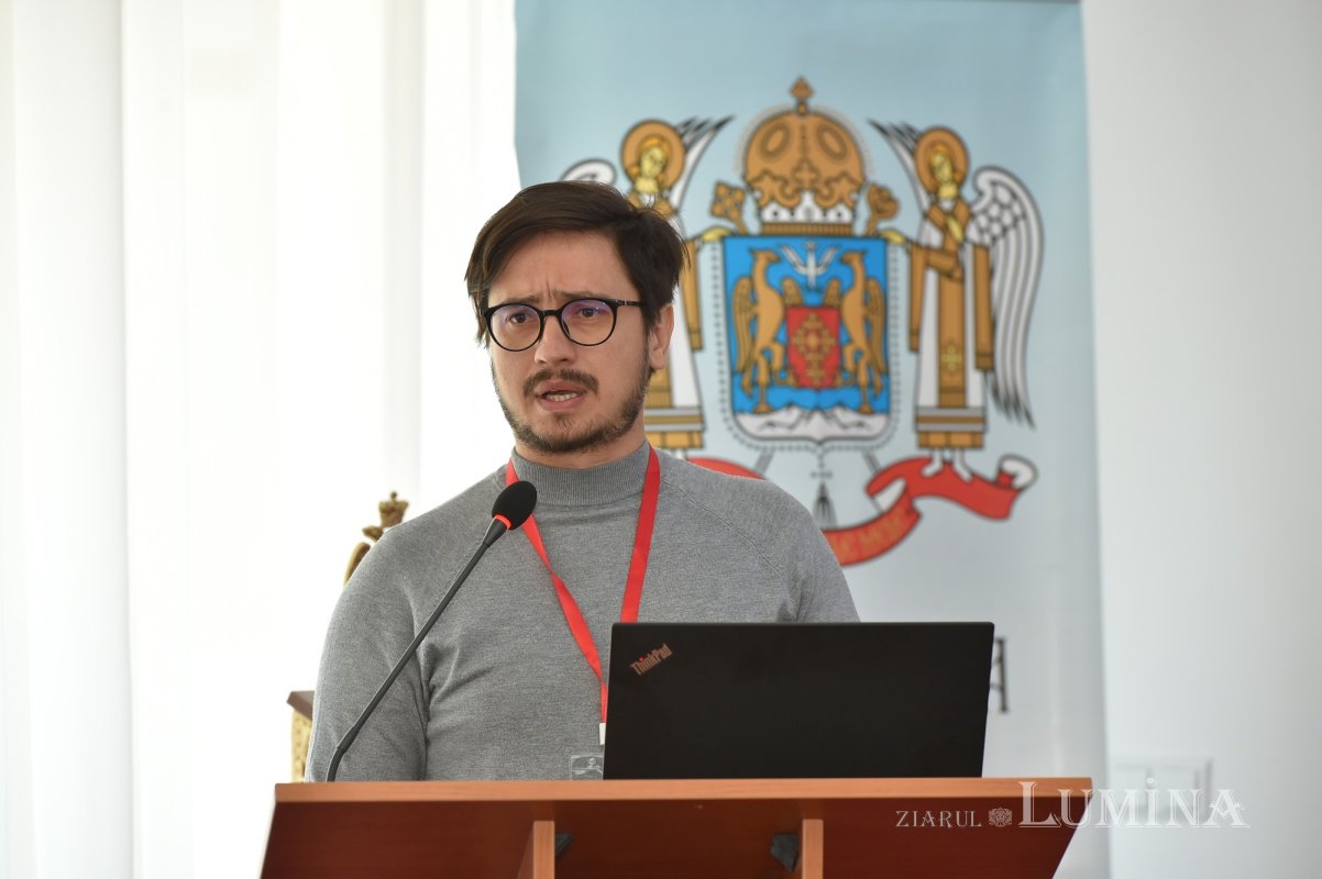 „Ziarul Lumina 5.000”: colocviu de presă la Mănăstirea Caraiman 220571