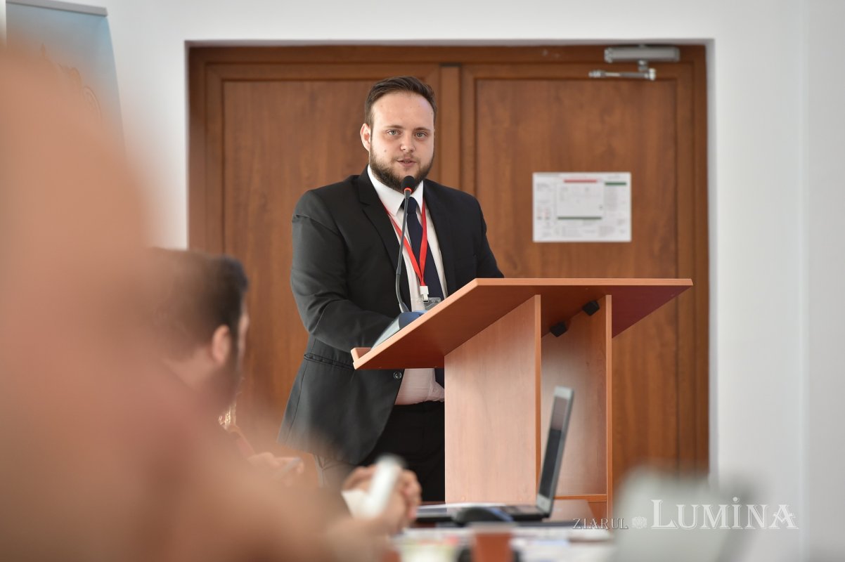 „Ziarul Lumina 5.000”: colocviu de presă la Mănăstirea Caraiman 220577