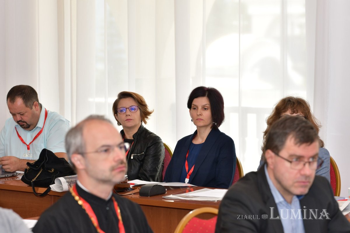 „Ziarul Lumina 5.000”: colocviu de presă la Mănăstirea Caraiman 220591