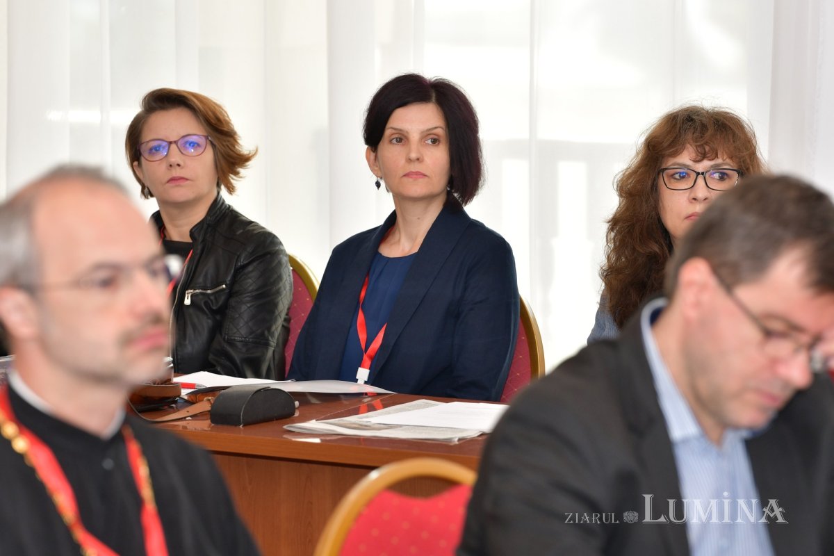 „Ziarul Lumina 5.000”: colocviu de presă la Mănăstirea Caraiman 220593