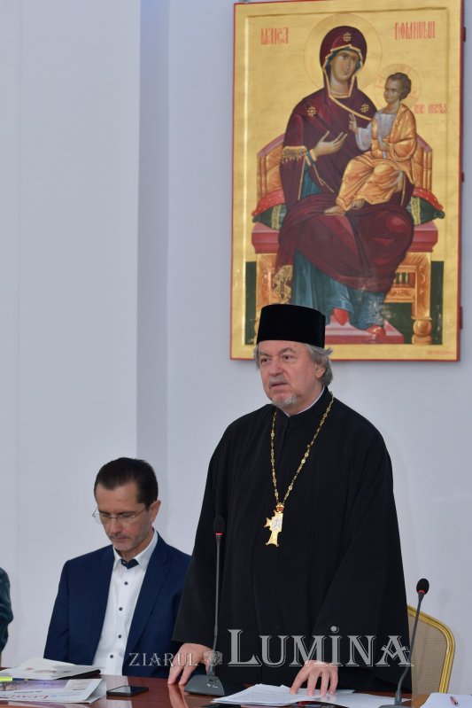 „Ziarul Lumina 5.000”: colocviu de presă la Mănăstirea Caraiman 220596