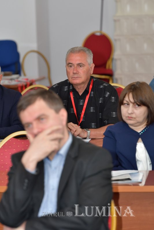 „Ziarul Lumina 5.000”: colocviu de presă la Mănăstirea Caraiman 220606