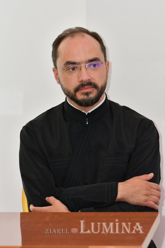 „Ziarul Lumina 5.000”: colocviu de presă la Mănăstirea Caraiman 220610