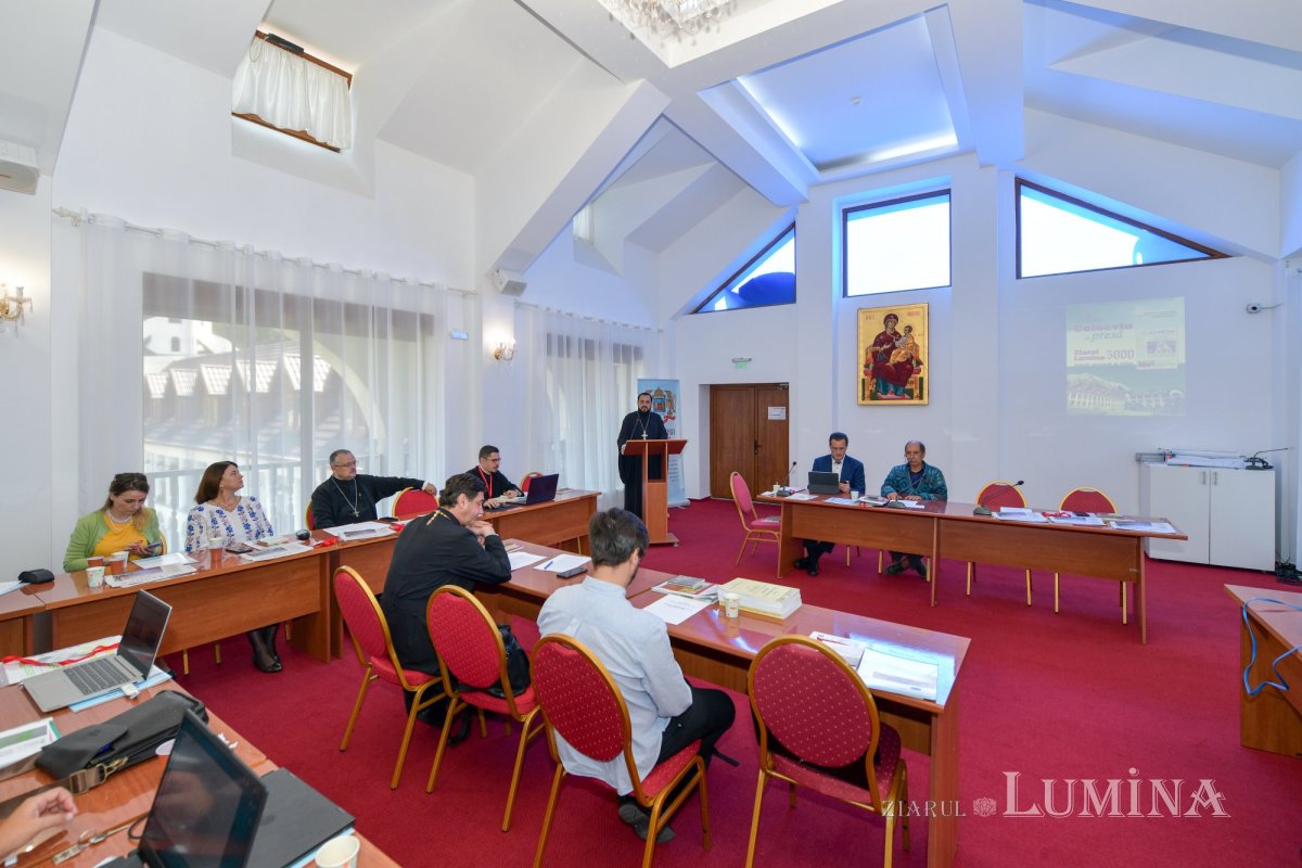„Ziarul Lumina 5.000”: colocviu de presă la Mănăstirea Caraiman 220620