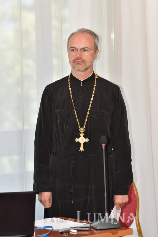 „Ziarul Lumina 5.000”: colocviu de presă la Mănăstirea Caraiman 220621