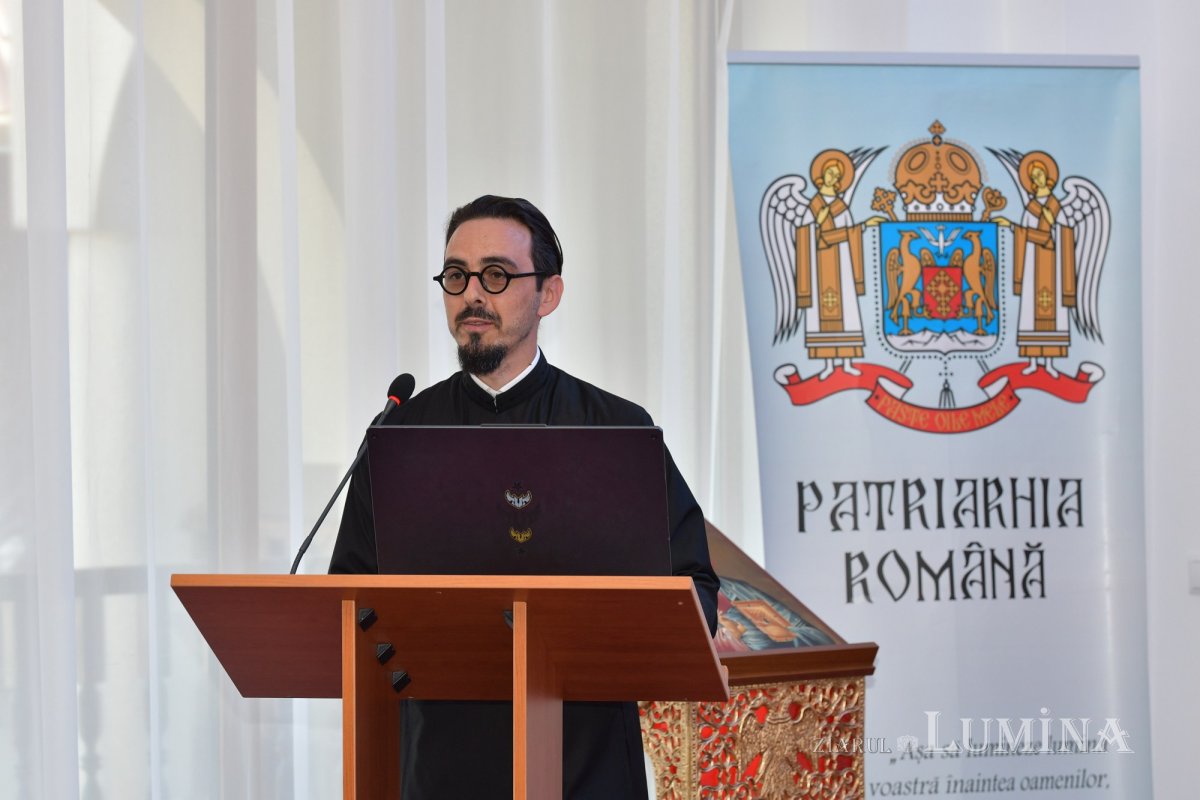 „Ziarul Lumina 5.000”: colocviu de presă la Mănăstirea Caraiman 220641