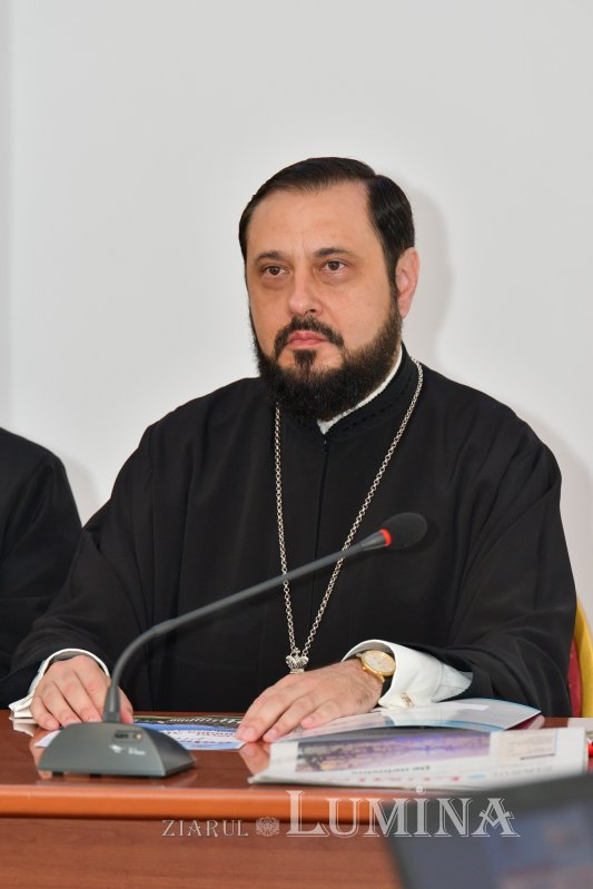 „Ziarul Lumina 5.000”: colocviu de presă la Mănăstirea Caraiman 220663