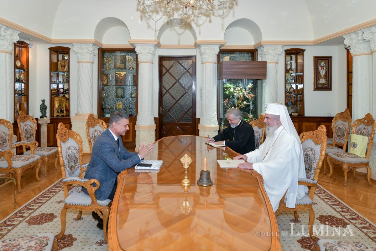 Vizita ambasadorului statului Israel la Patriarhia Română 220903