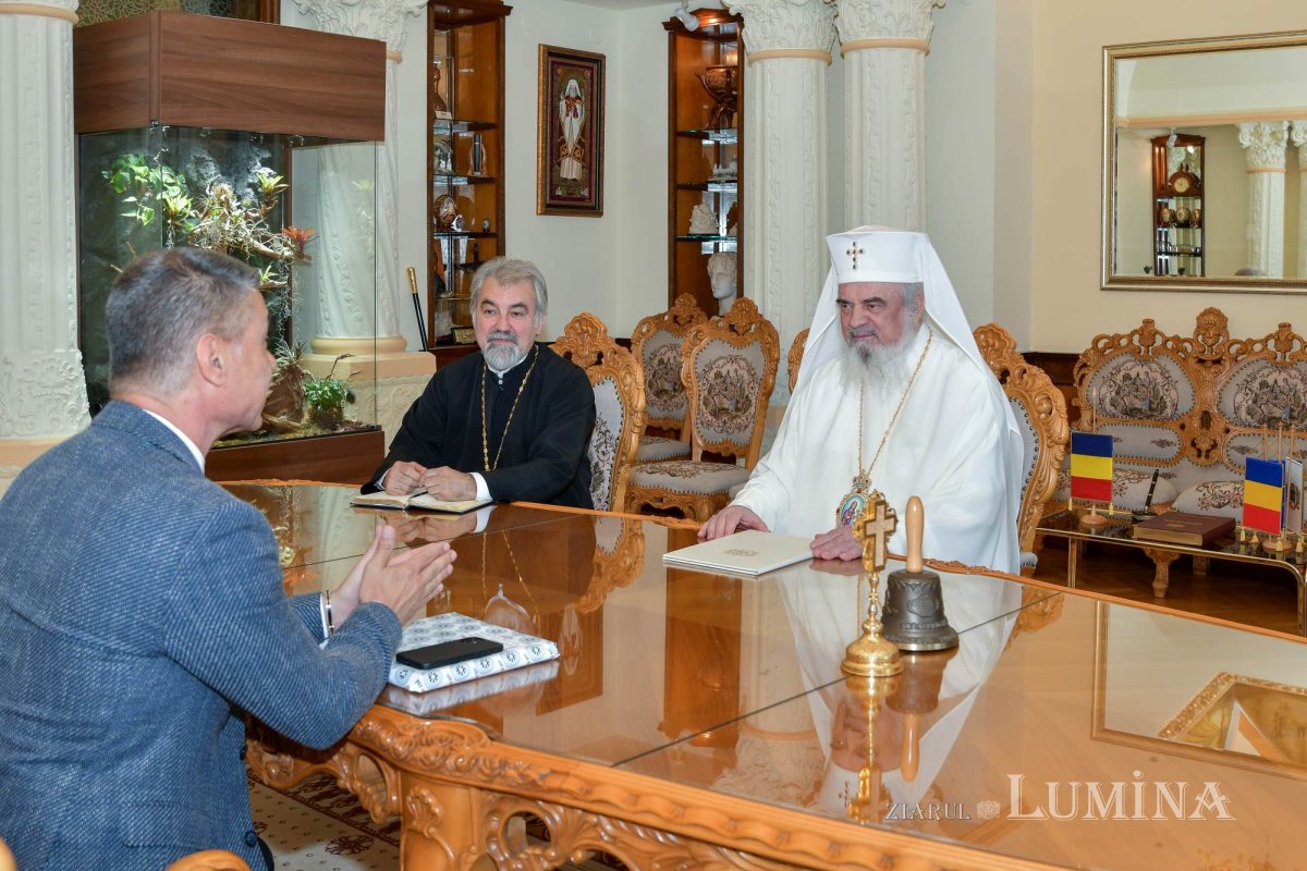 Vizita ambasadorului statului Israel la Patriarhia Română 220907