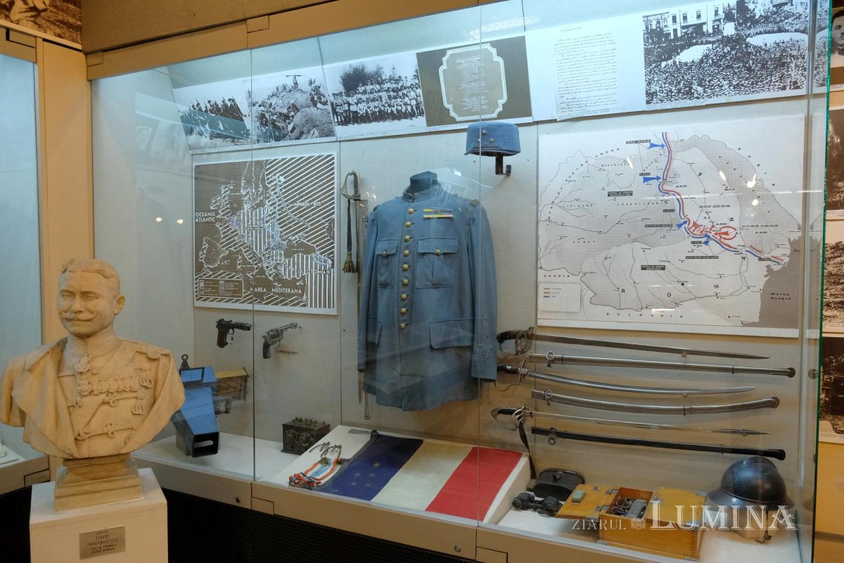 Preoţi cu crucea-n frunte, căci oastea e creştină 221104