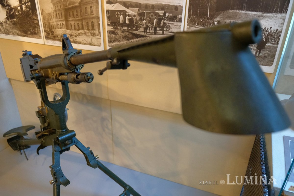 Preoţi cu crucea-n frunte, căci oastea e creştină 221108