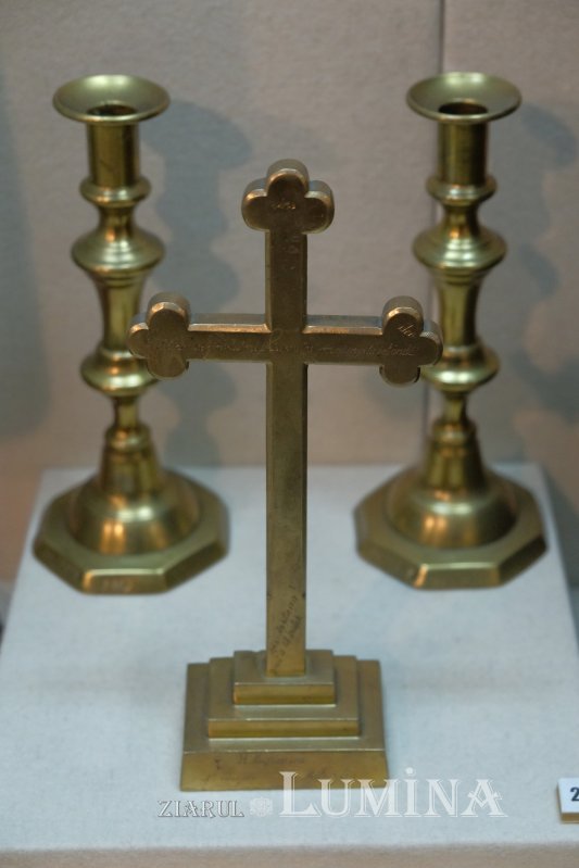 Preoţi cu crucea-n frunte, căci oastea e creştină 221112