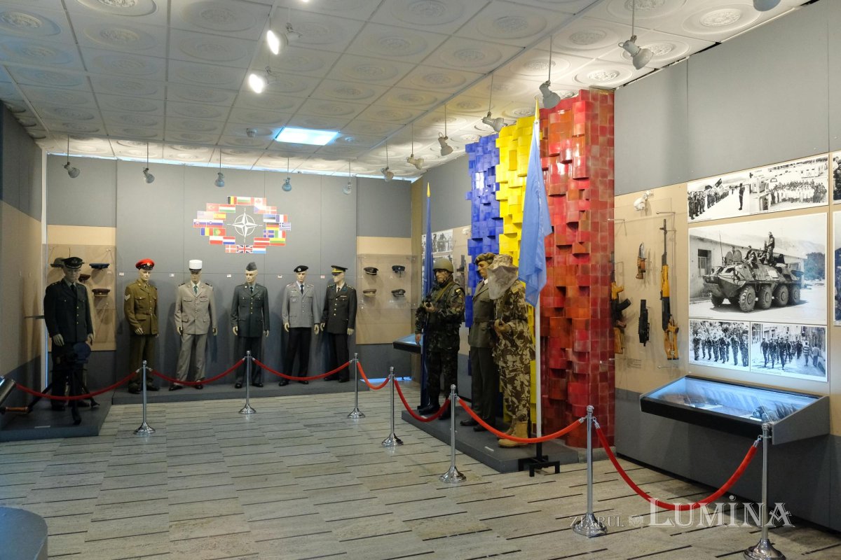 Preoţi cu crucea-n frunte, căci oastea e creştină 221118