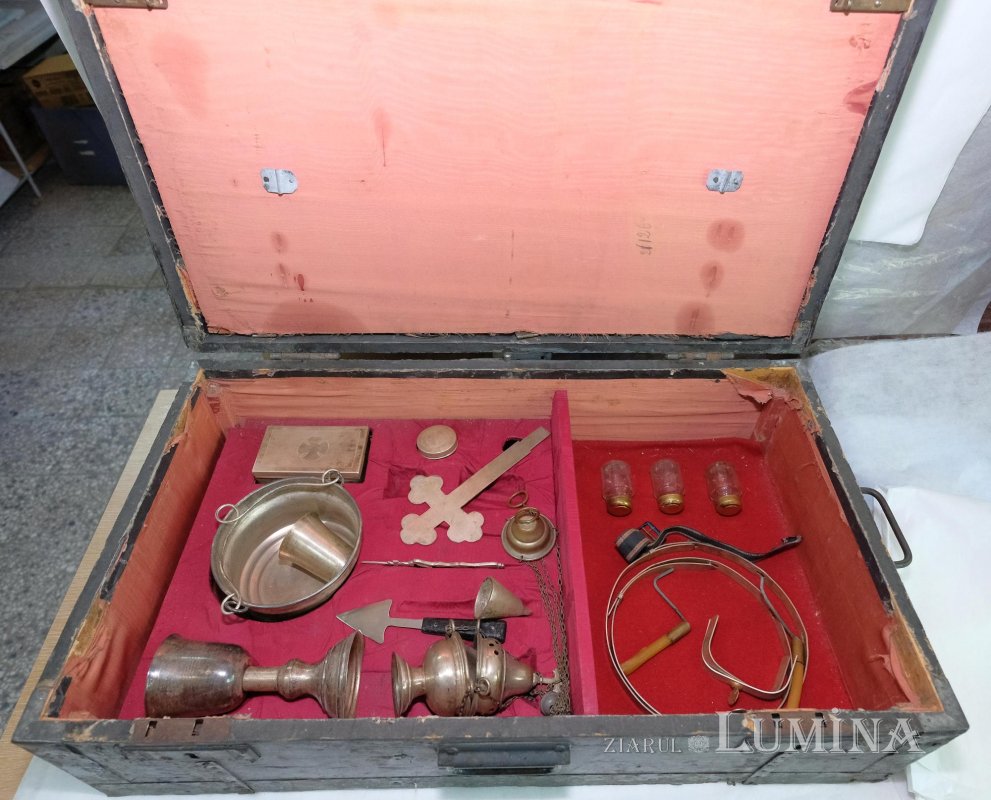 Preoţi cu crucea-n frunte, căci oastea e creştină 221119