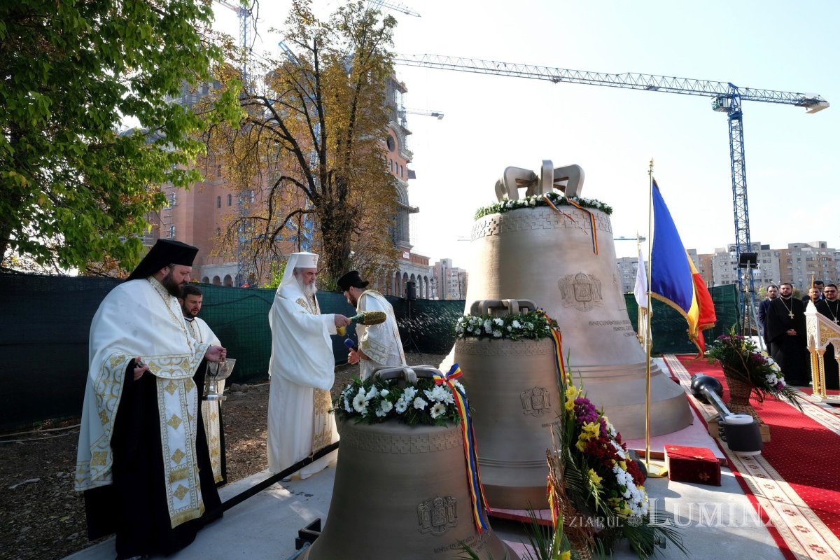 Fotografii artistice ale Publicațiilor Lumina 221139