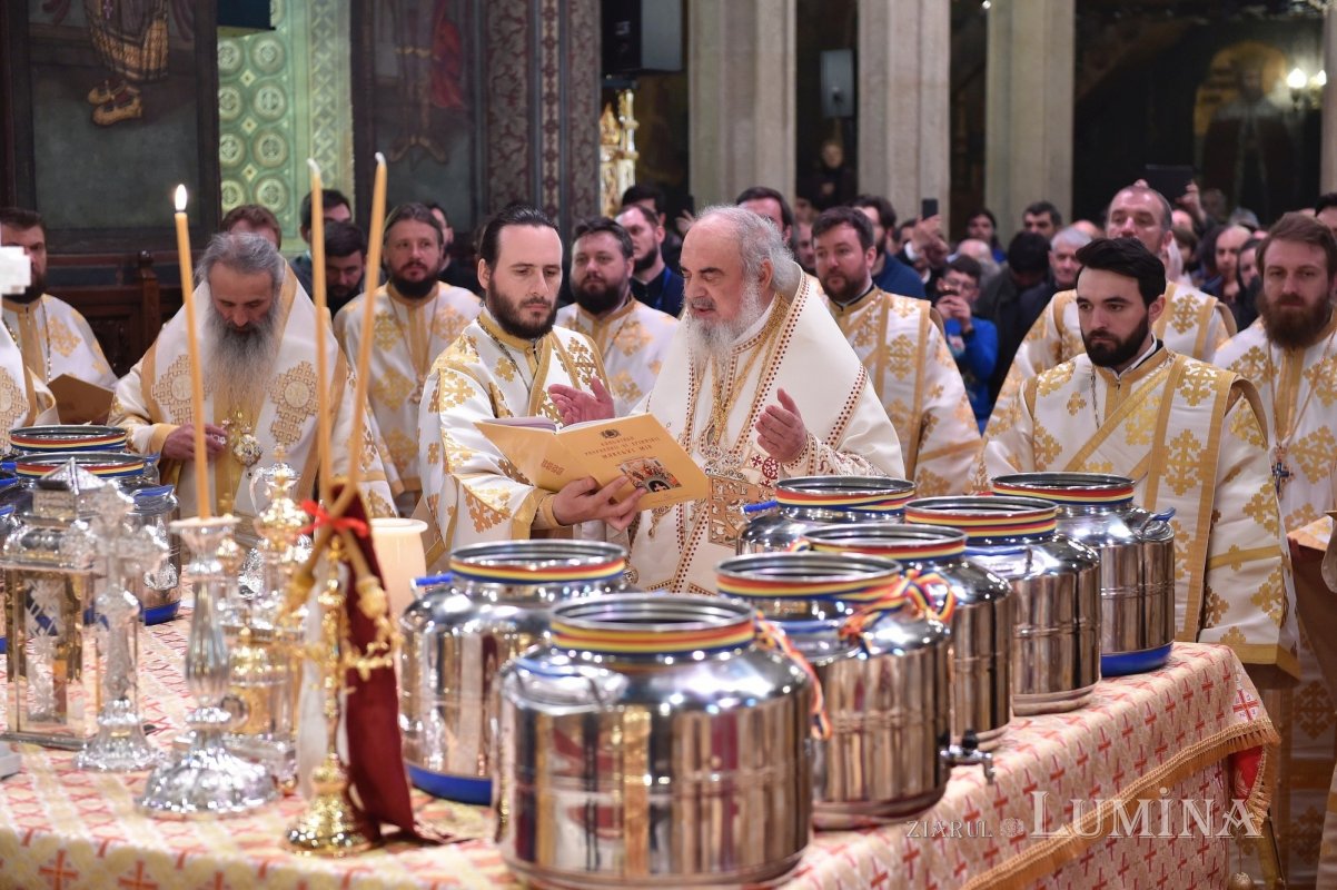 Fotografii artistice ale Publicațiilor Lumina 221142