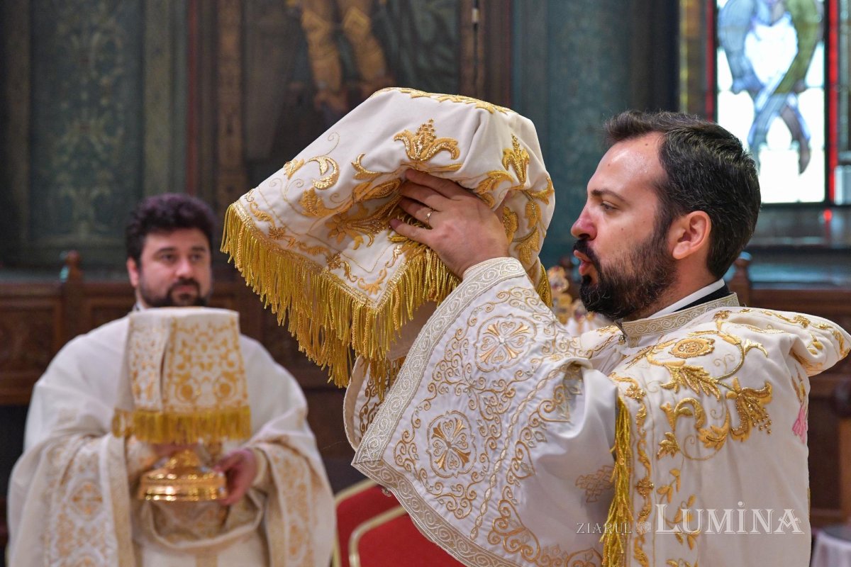 Ziua de naștere a Patriarhului României sărbătorită prin rugăciune 221198