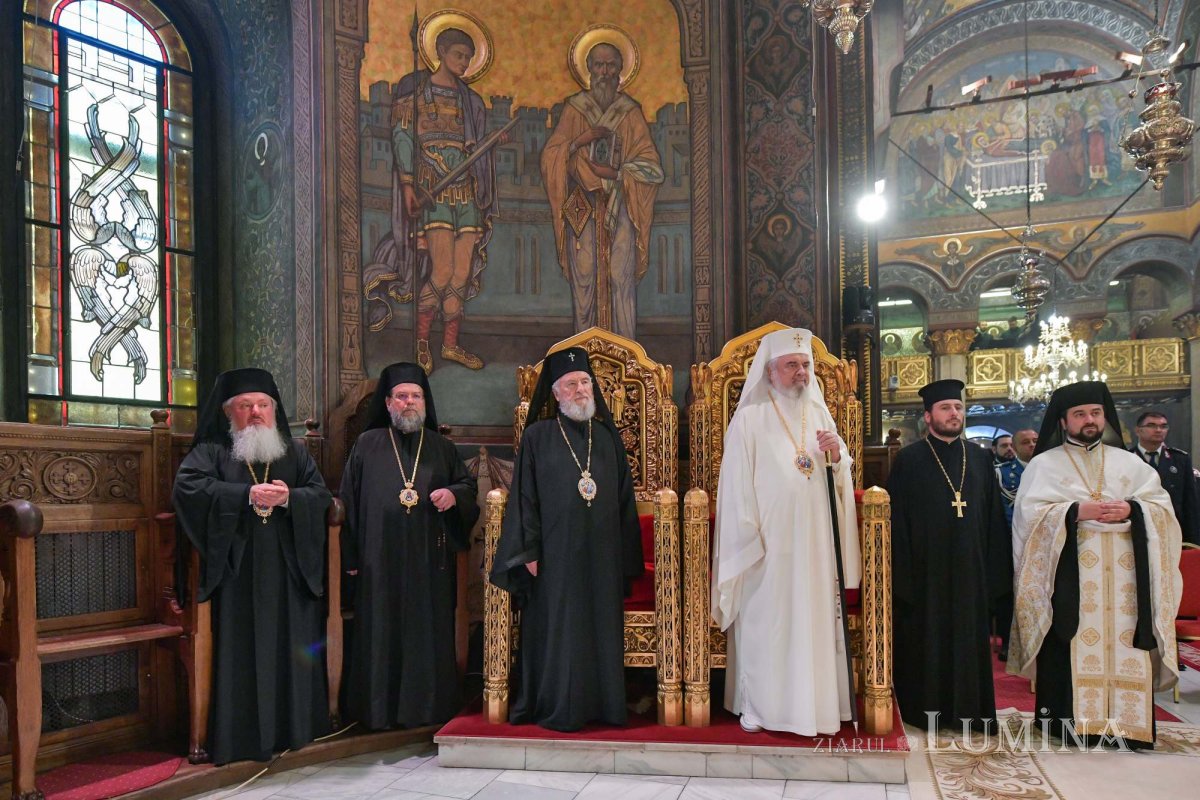 Ziua de naștere a Patriarhului României sărbătorită prin rugăciune 221206