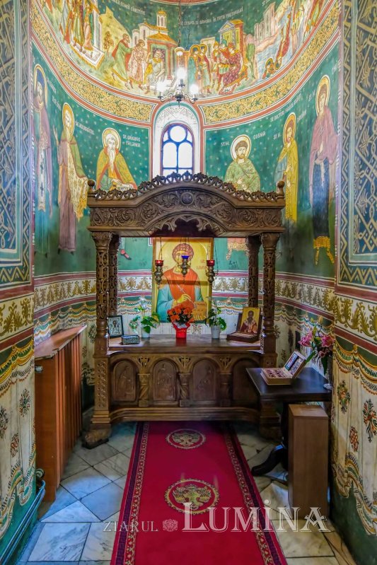 Pantelimon, un sfânt doctor iubit de români 221600