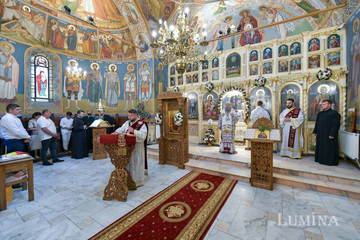 Prinos adus Tămăduitorului Pantelimon în orașul său din Ilfov 221695