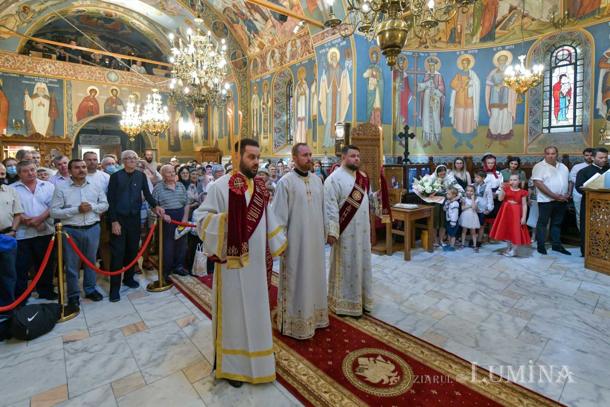 Prinos adus Tămăduitorului Pantelimon în orașul său din Ilfov 221705