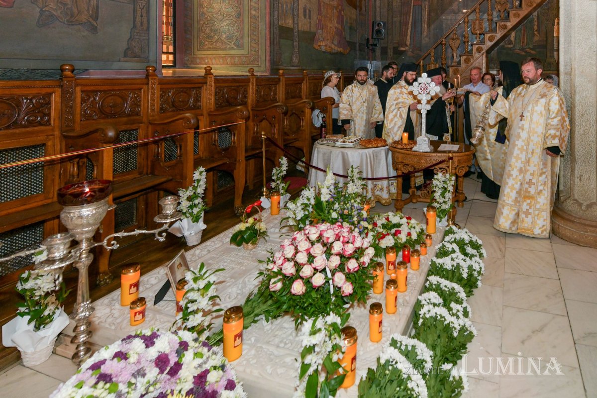 Pomenirea patriarhilor Iustin şi Teoctist la Catedrala Patriarhală 221914