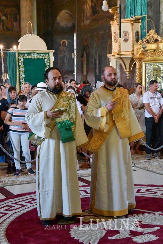 „Prin binecuvântare, darurile devin bucurie pentru mulți” 222757