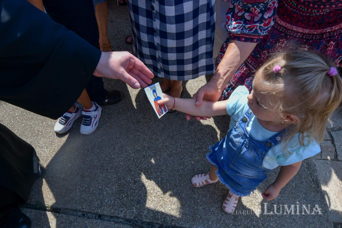 „Prin binecuvântare, darurile devin bucurie pentru mulți” 222797