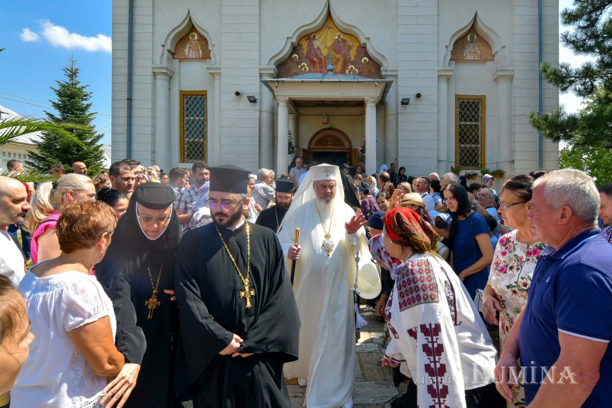 „Prin binecuvântare, darurile devin bucurie pentru mulți” 222798