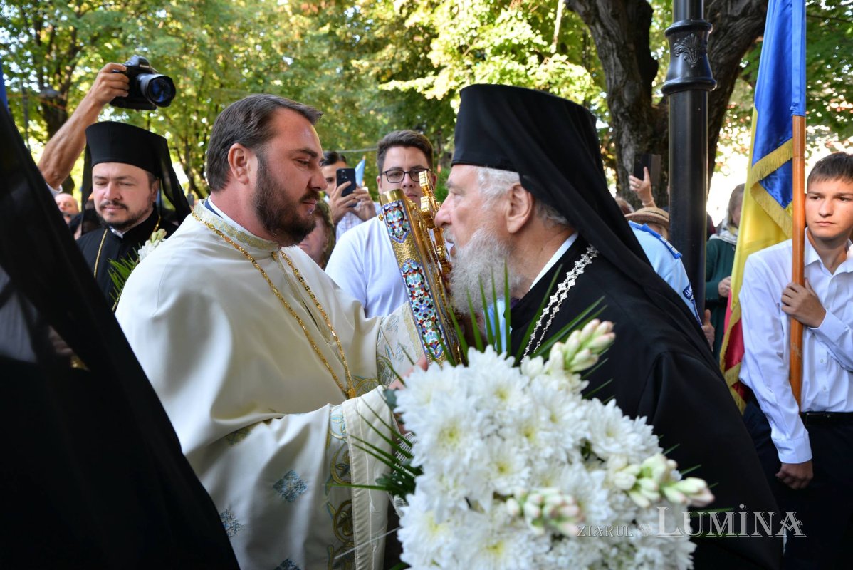 Sărbătoare și comuniune a tinerilor misionari în cetatea Târgoviștei 223221