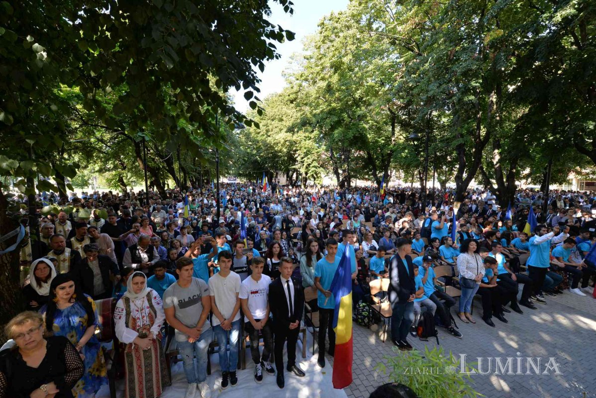 Sărbătoare și comuniune a tinerilor misionari în cetatea Târgoviștei 223230