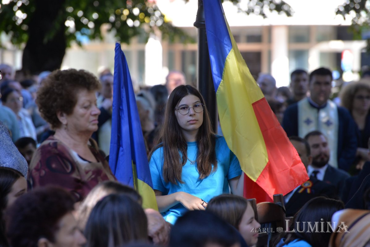 Sărbătoare și comuniune a tinerilor misionari în cetatea Târgoviștei 223236