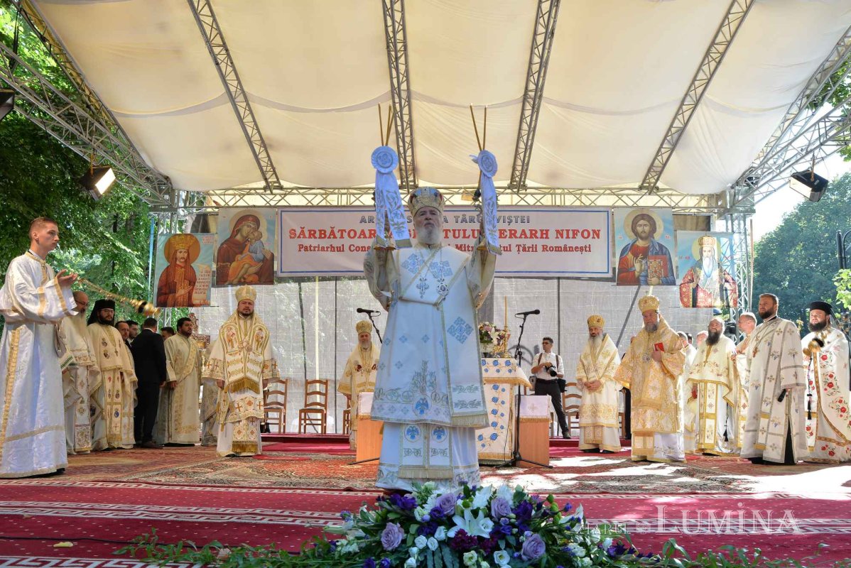 Sărbătoare și comuniune a tinerilor misionari în cetatea Târgoviștei 223239