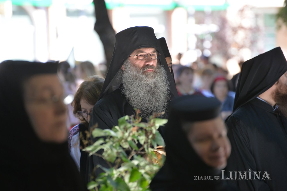 Sărbătoare și comuniune a tinerilor misionari în cetatea Târgoviștei 223240